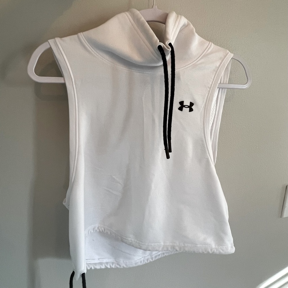 Under Armour Sleeveless Mock Neck Top